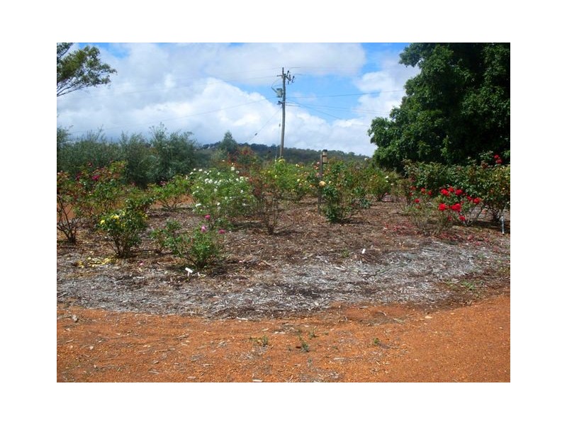 36 Hart Drive, Chittering WA 6084