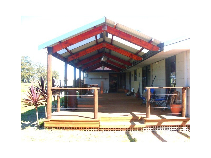 84 Peters Rd, Muchea WA 6501