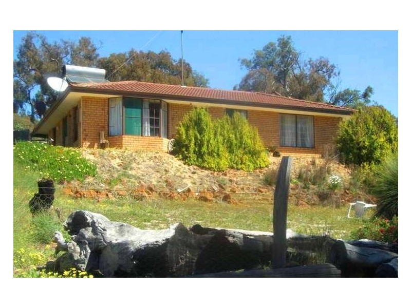 220 Hart Drive, Chittering WA 6084