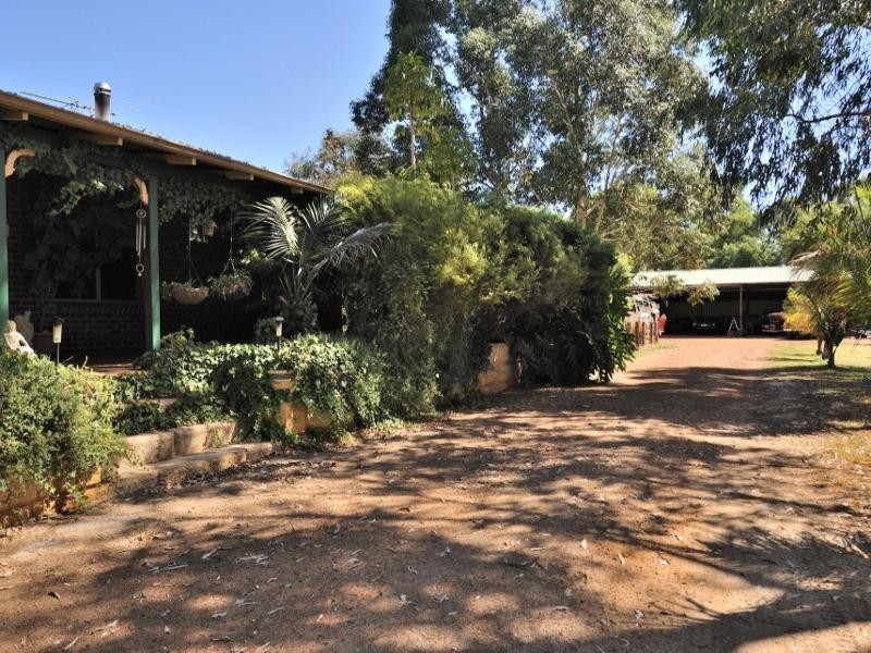 18 Popple Pl, Muchea WA 6501