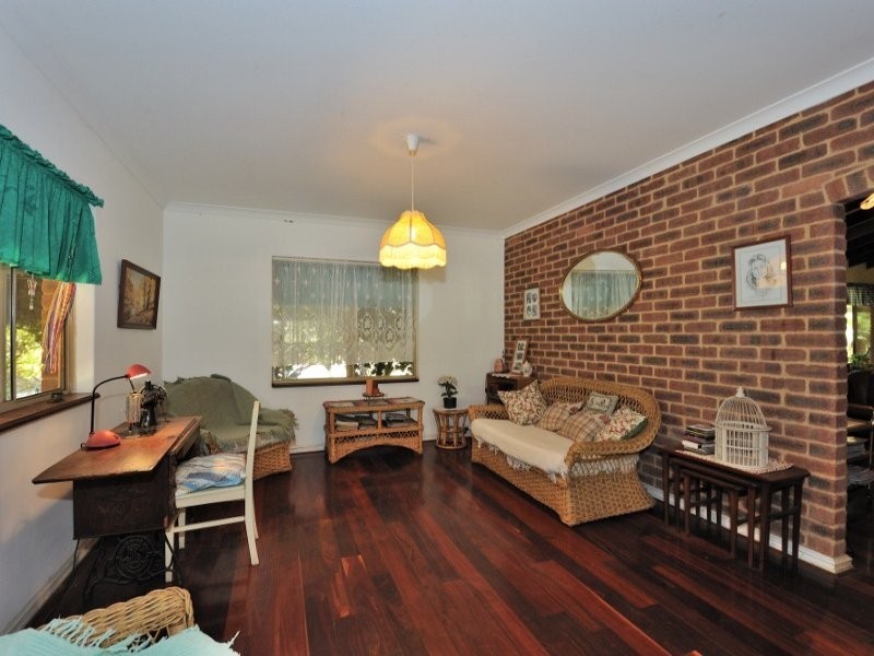 18 Popple Pl, Muchea WA 6501