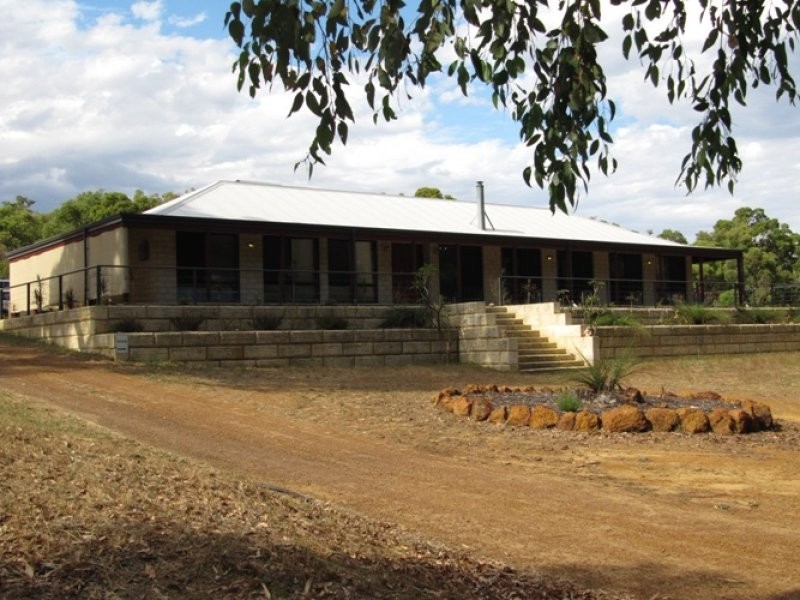 364 Ashmere Dve, Bullsbrook WA 6084