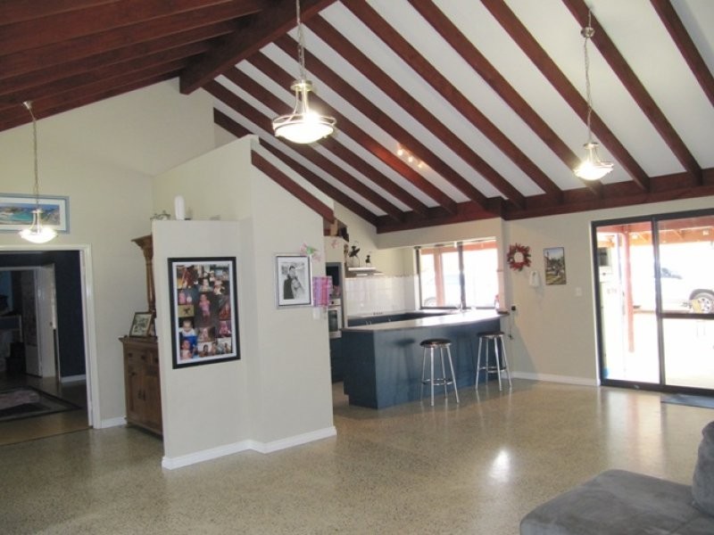 364 Ashmere Dve, Bullsbrook WA 6084