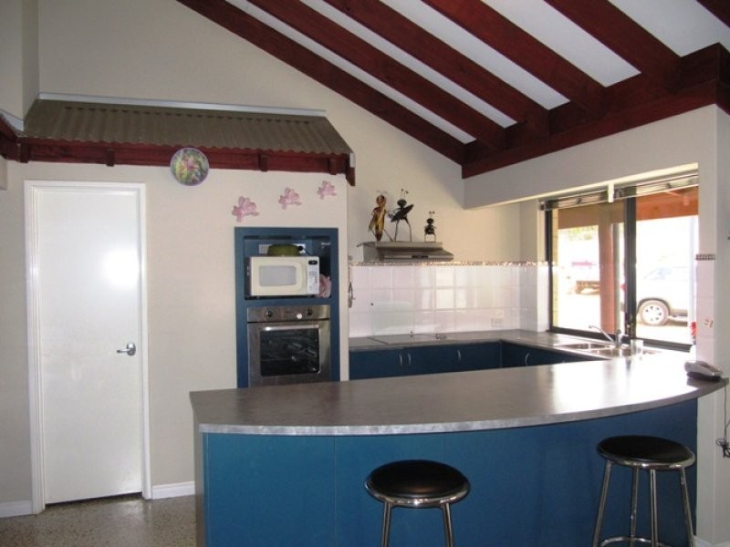 364 Ashmere Dve, Bullsbrook WA 6084