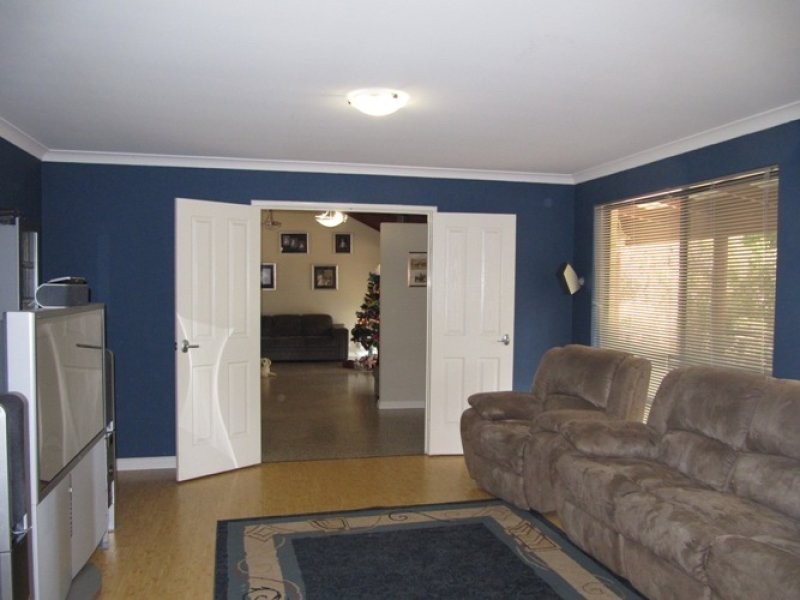 364 Ashmere Dve, Bullsbrook WA 6084