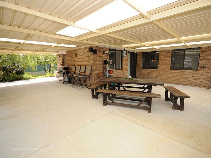 16 Brockholes St, Bullsbrook WA 6084