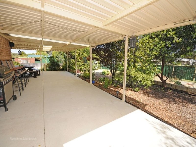 16 Brockholes St, Bullsbrook WA 6084