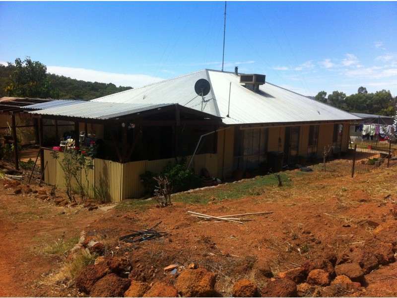 226 Hart Drive, Chittering WA 6084