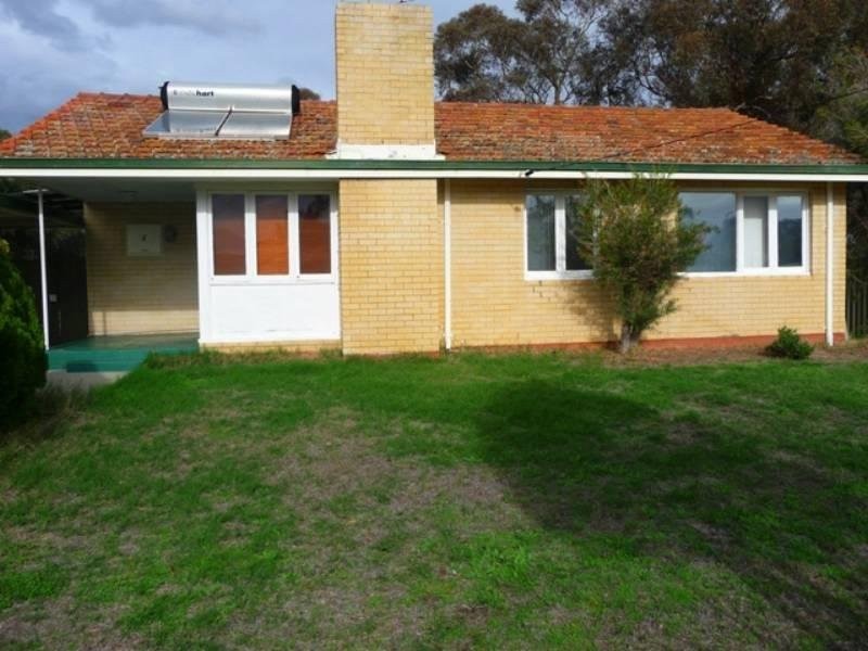 6 Caporn St, Bullsbrook WA 6084