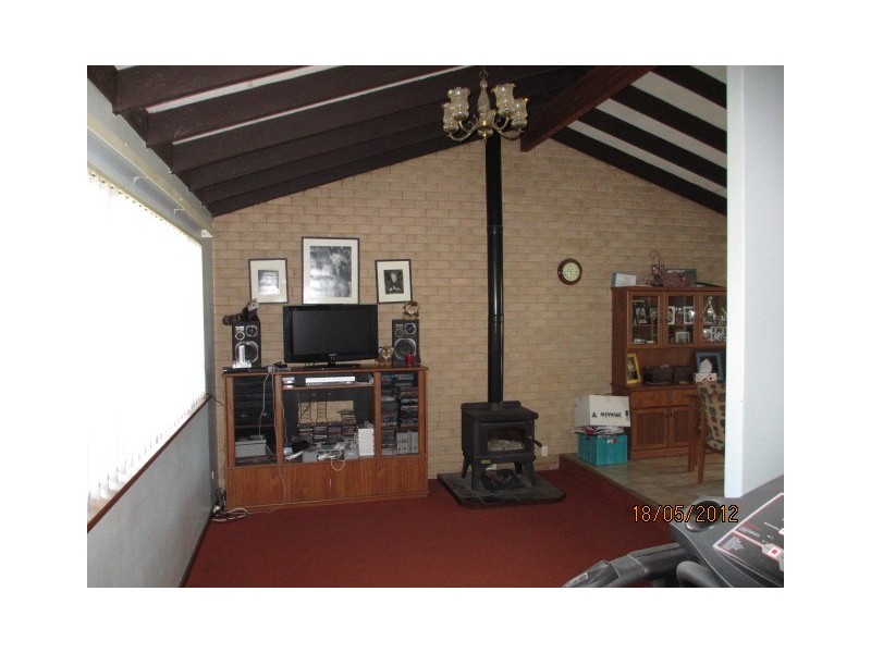 39 Brockholes St, Bullsbrook WA 6084