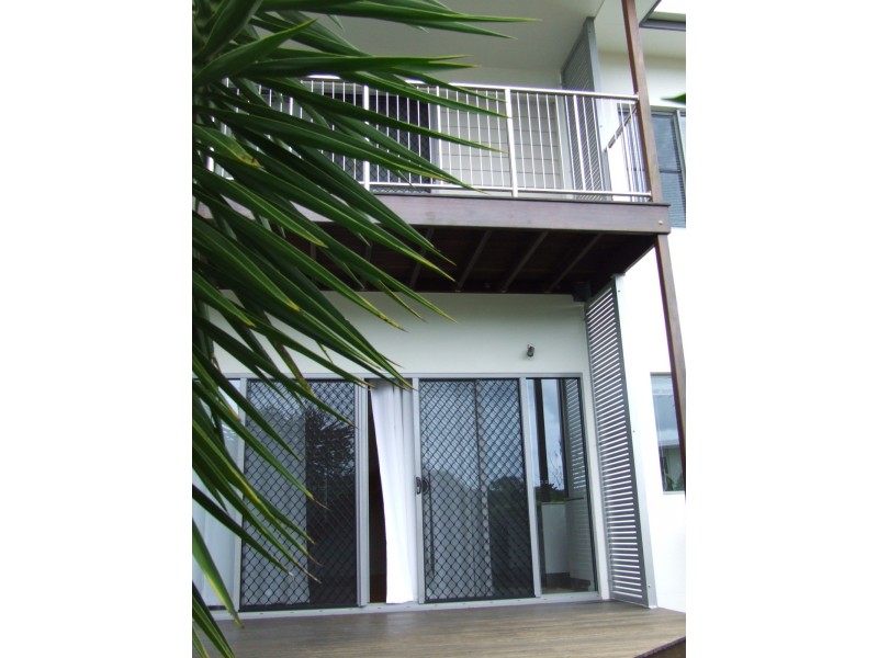 3/100 Binnington Esplanade, East Mackay QLD 4740