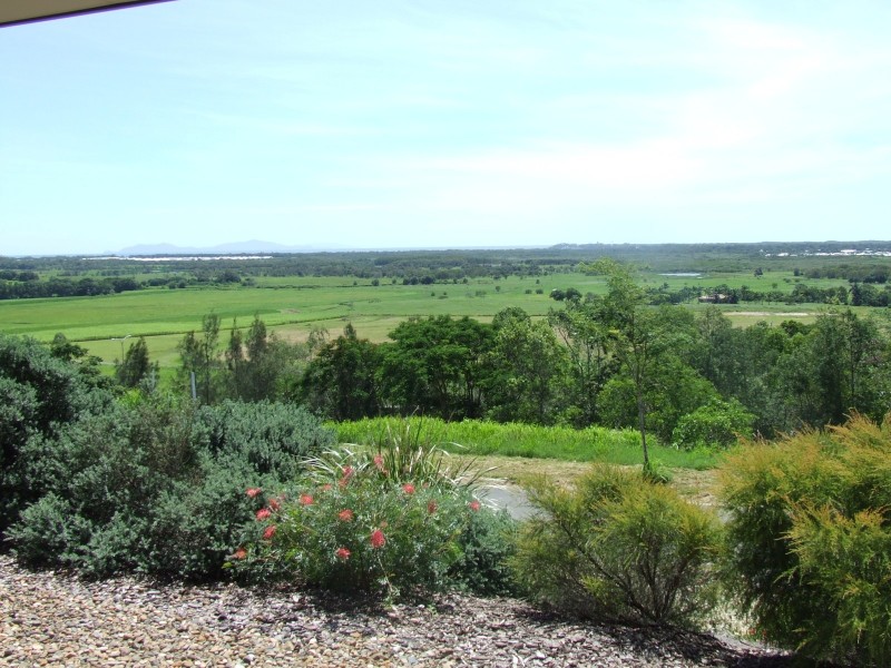 37 Shuttlewood Drive, Mackay QLD 4740