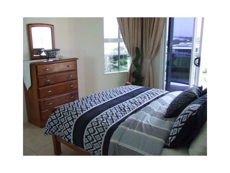 12/11 Megan Place, Mackay Harbour QLD 4740