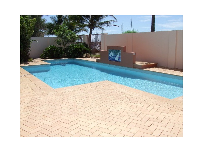 12/11 Megan Place, Mackay Harbour QLD 4740