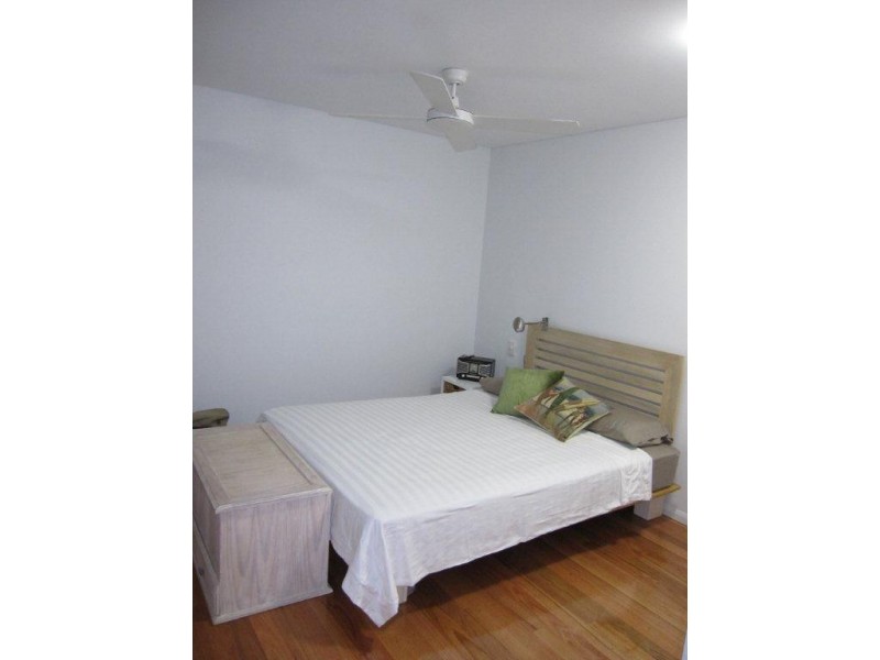 1 Swallow Street, Slade Point QLD 4740