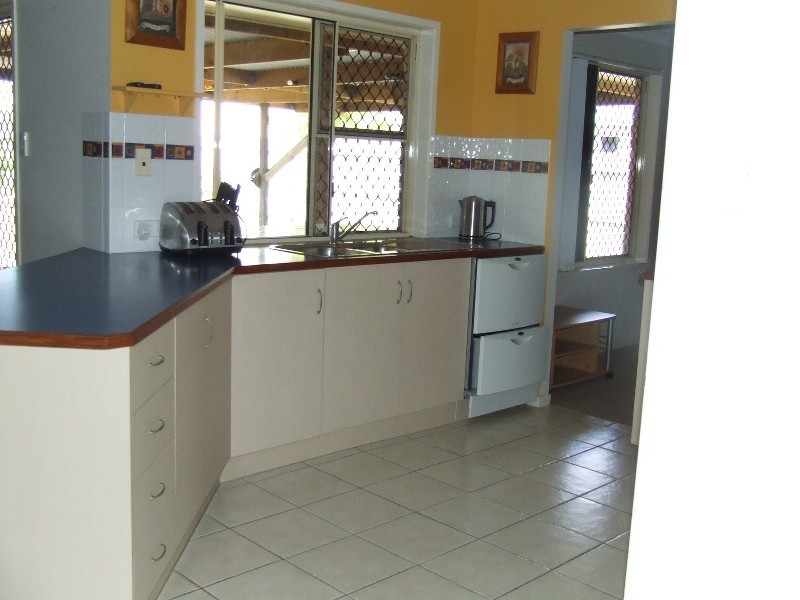 11 Marine Parade, Mackay QLD 4740