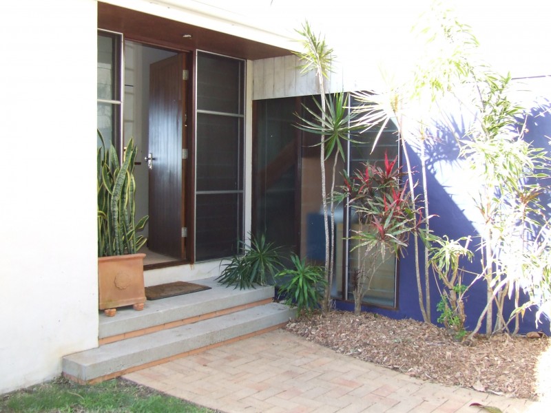 16 Seagull Street, Slade Point QLD 4740