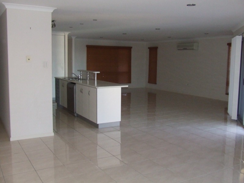 5 Stephanie Court, Mackay QLD 4740