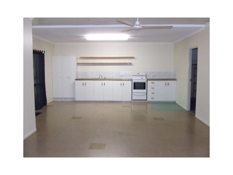 4/57 Zelma Street, Grasstree Beach QLD 4740