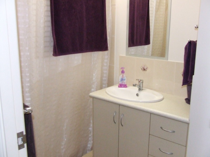 2/107 Shakespeare Street, Mackay QLD 4740