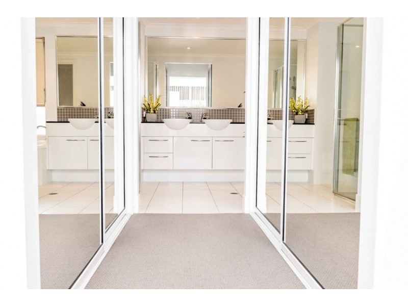 30/1-7 Breakwater Access Road, Mackay Harbour QLD 4740