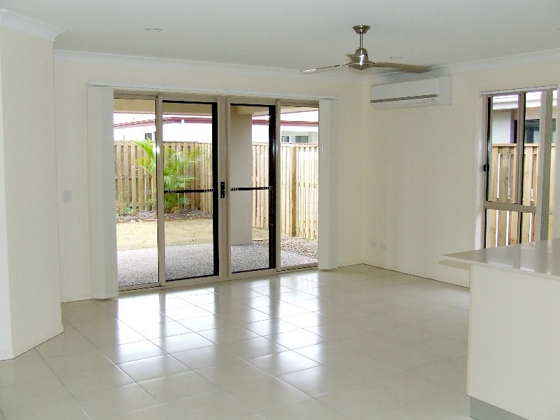 103 Scarborough Circuit, Blacks Beach QLD 4740