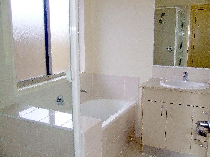 103 Scarborough Circuit, Blacks Beach QLD 4740