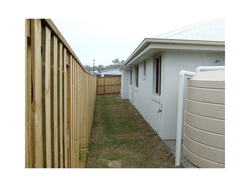 107 Scarborough Circuit, Blacks Beach QLD 4740