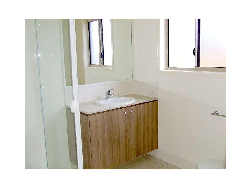 107 Scarborough Circuit, Blacks Beach QLD 4740