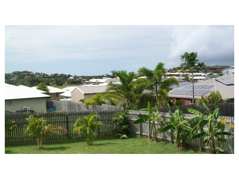 23 Mulcahy Crescent, Eimeo QLD 4740