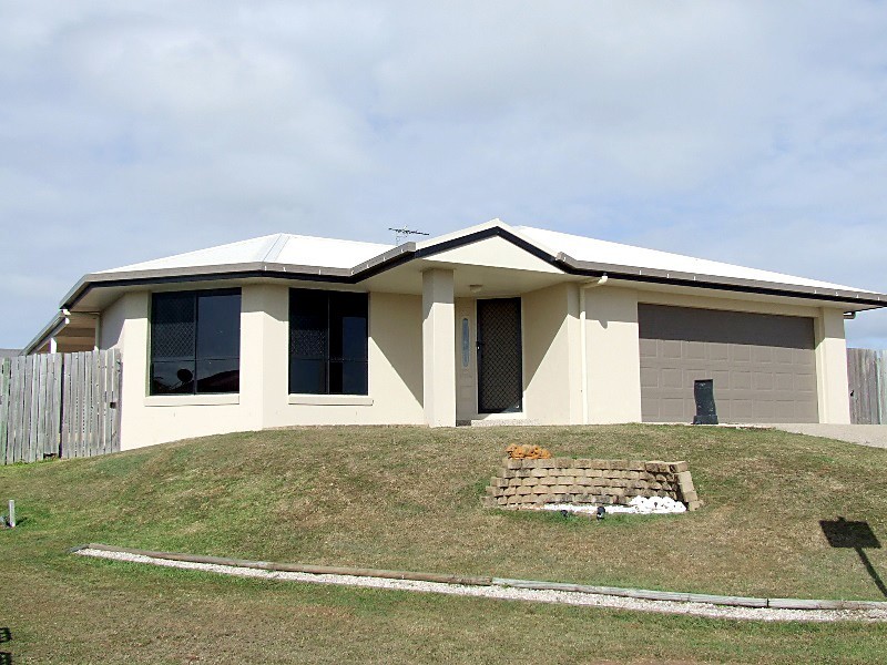 13 Lance Street, Bucasia QLD 4750