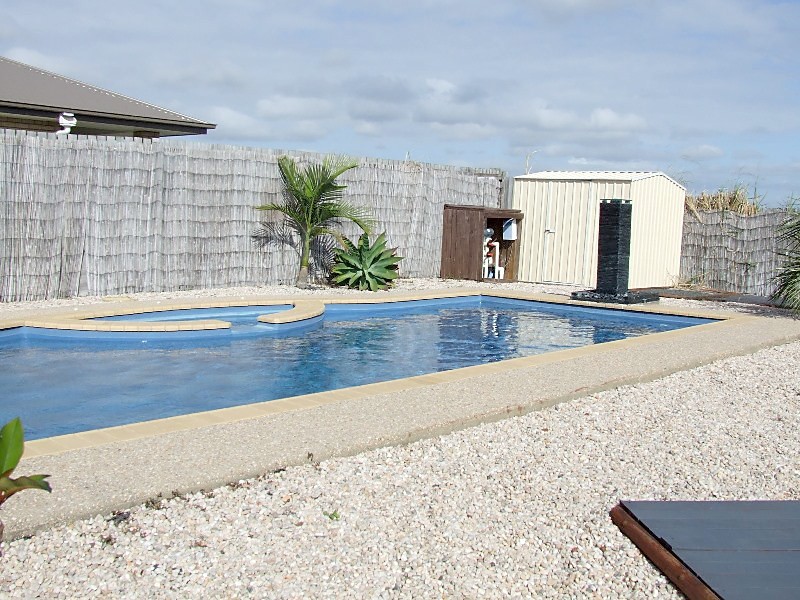 13 Lance Street, Bucasia QLD 4750