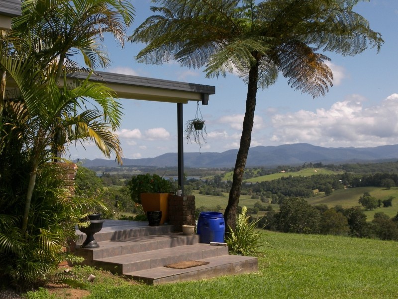 Yungaburra QLD 4884