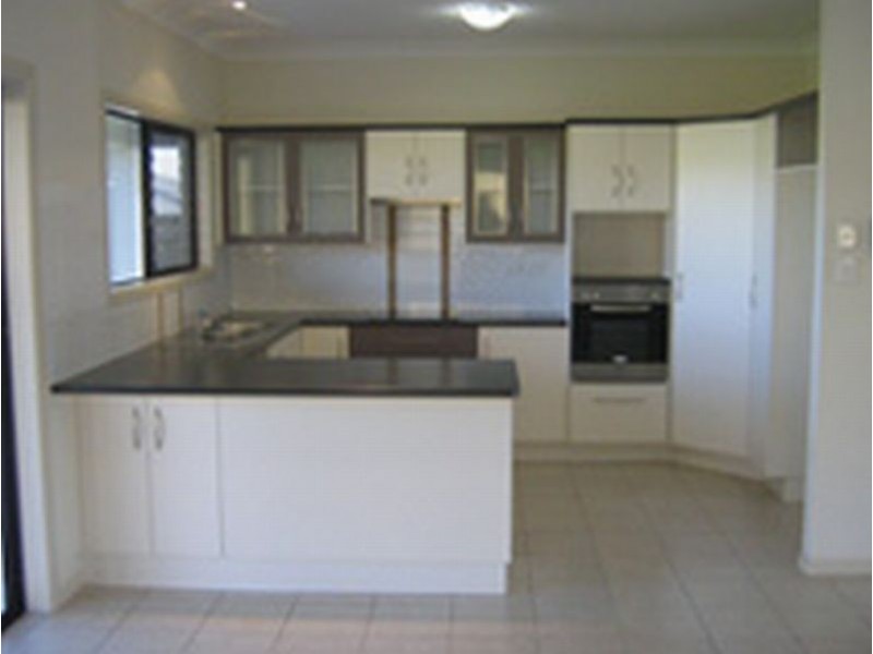38 Neal Street, Atherton QLD 4883