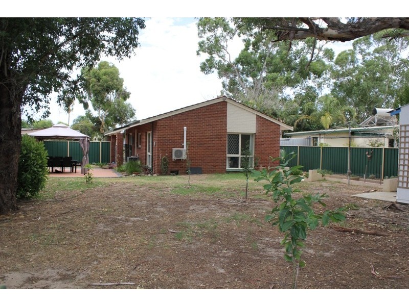 15 Sefton Avenue, Viveash WA 6056