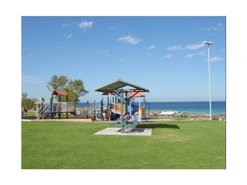 51A Mullaloo Drive, Mullaloo WA 6027