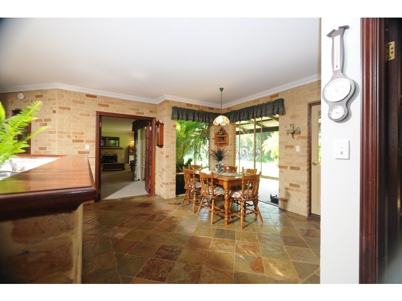 69 Wildflower Drive, Carramar WA 6031