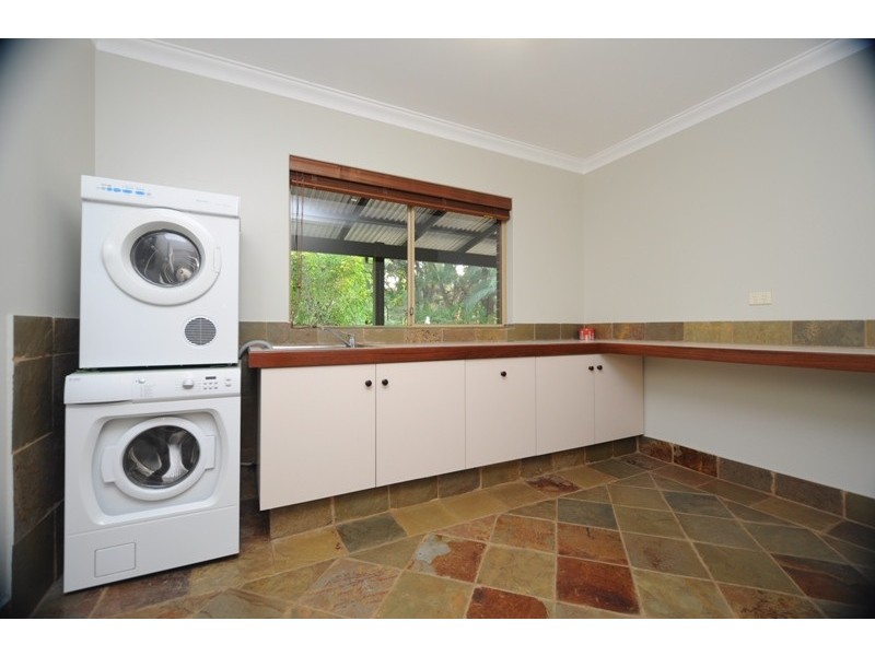 69 Wildflower Drive, Carramar WA 6031
