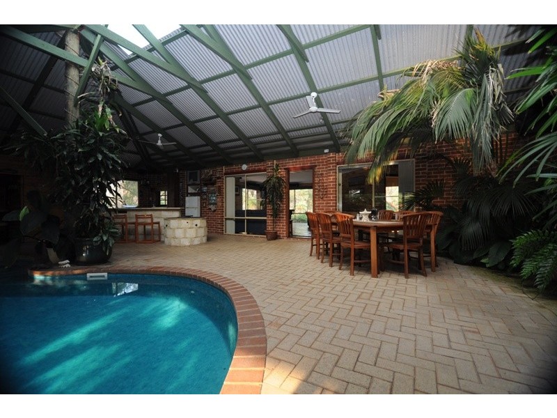 69 Wildflower Drive, Carramar WA 6031