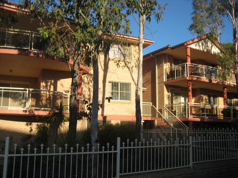 62-66 The Esplanade, Guildford NSW 2161