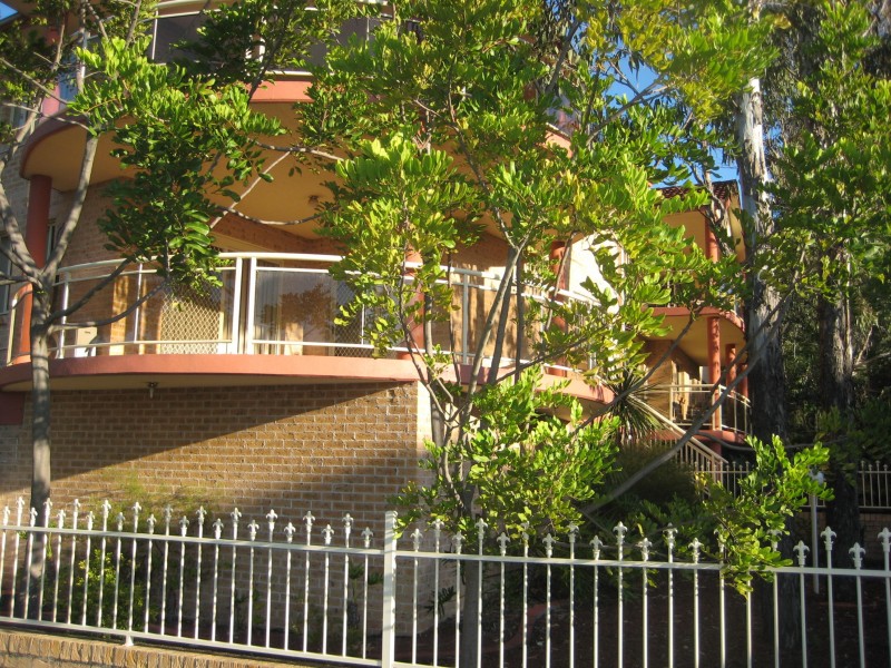 62-66 The Esplanade, Guildford NSW 2161