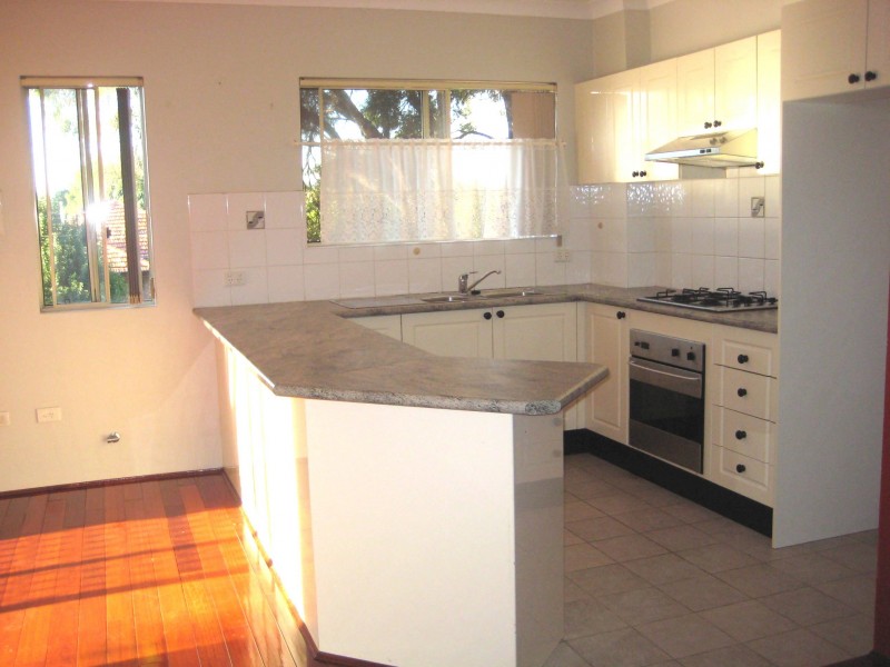 62-66 The Esplanade, Guildford NSW 2161