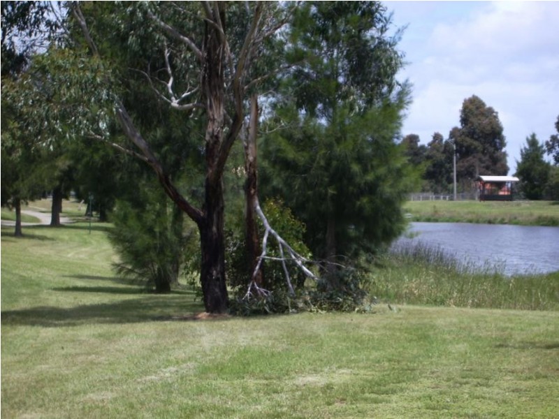 Roxburgh Park VIC 3064