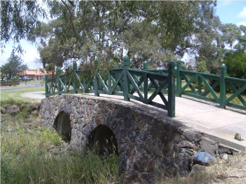 Roxburgh Park VIC 3064