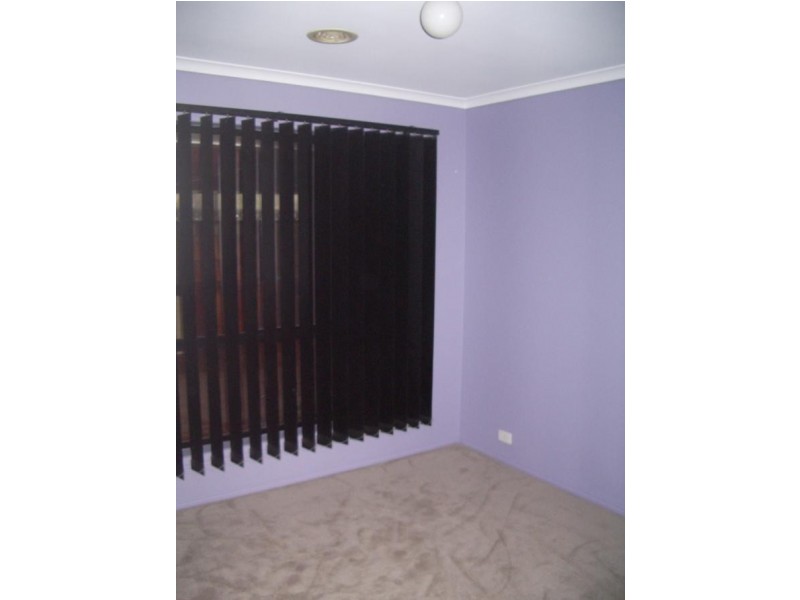 Roxburgh Park VIC 3064