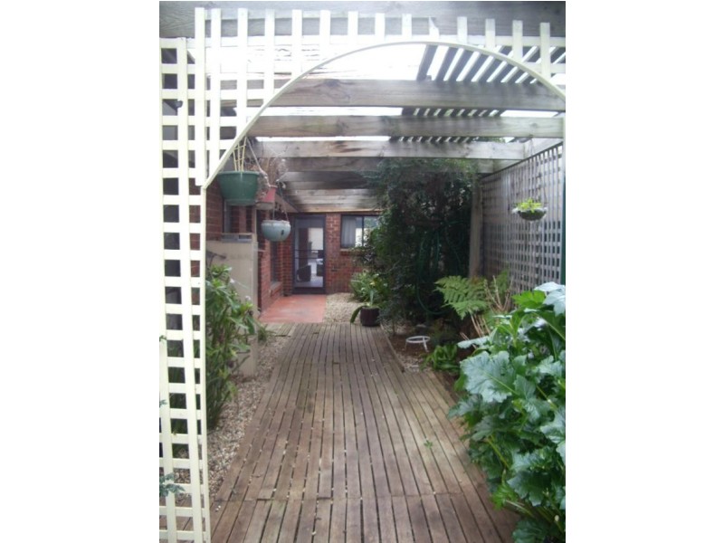 Roxburgh Park VIC 3064