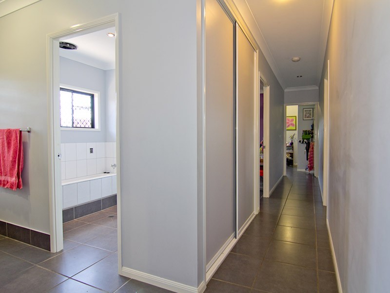 4 Arkendeith Drive, Edmonton QLD 4869