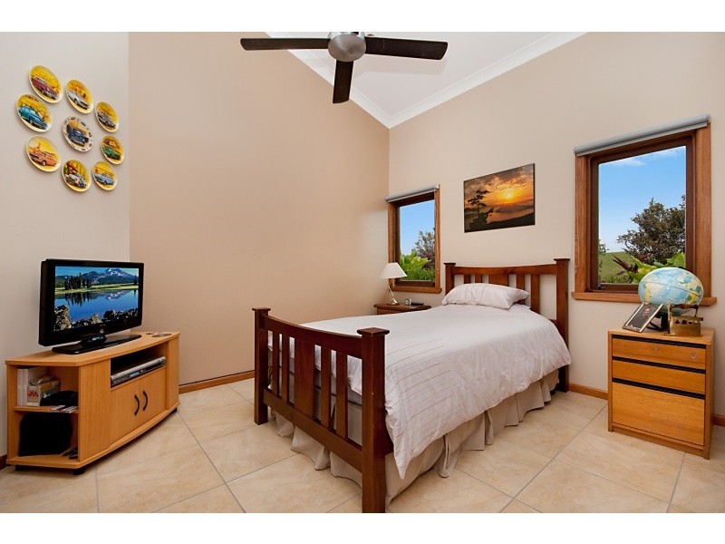 33 Halbert, Barrine QLD 4872