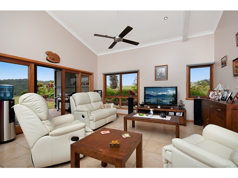 33 Halbert, Barrine QLD 4872