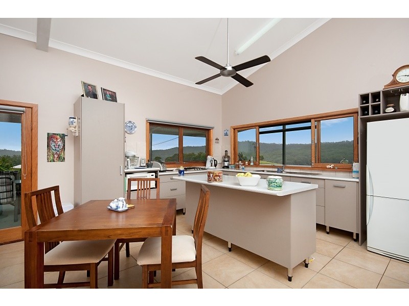 33 Halbert, Barrine QLD 4872